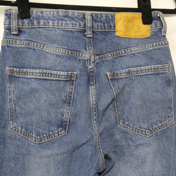 ZARA | size 4 | Classic Blue Washed Denim Jeans - Picture 11 of 16